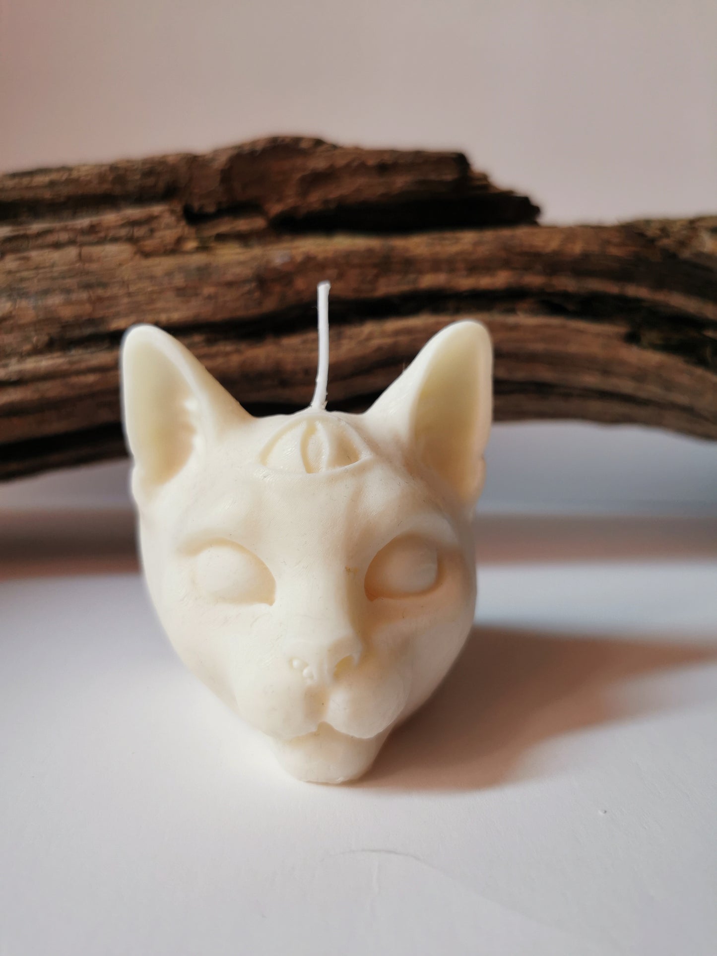 3-Eyed Cat soy candle