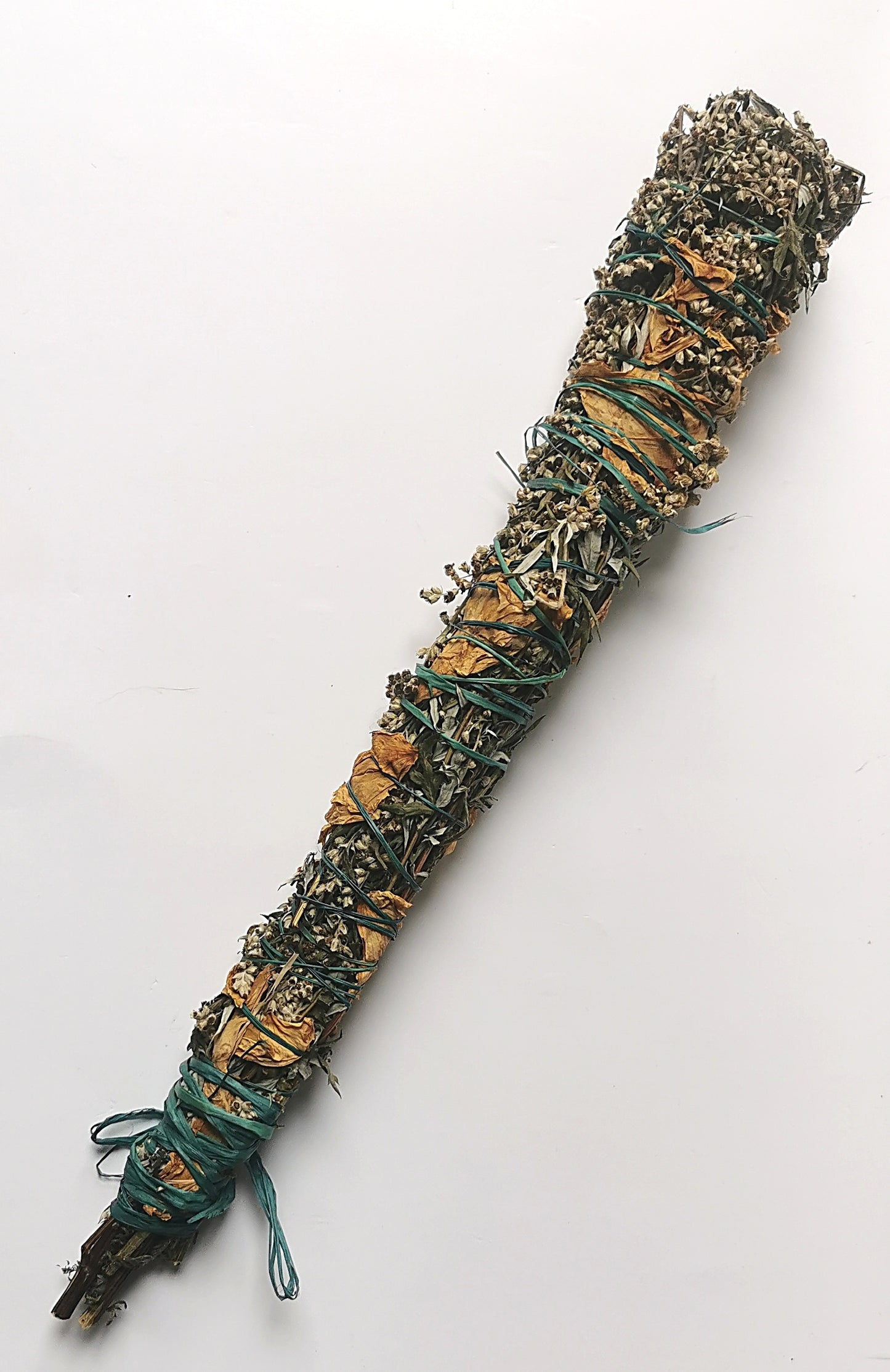 Smudging Stick for Women's Ceremonies 38 cm